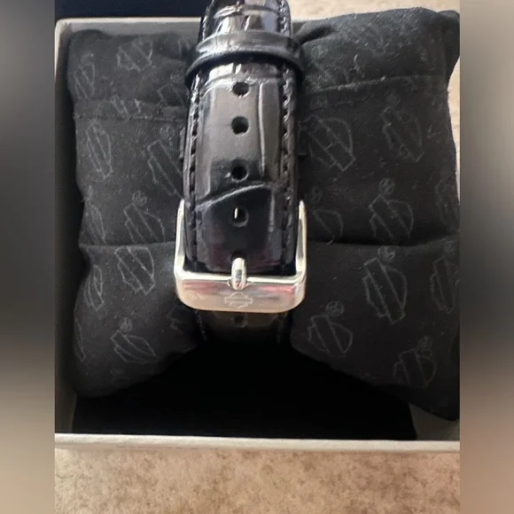 Harley Davidson Charm Collection Watch by Bulova.. - Picture 6 of 11